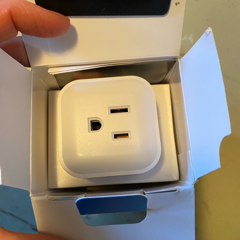 Globe Smart Plug - Picture 7 of 7